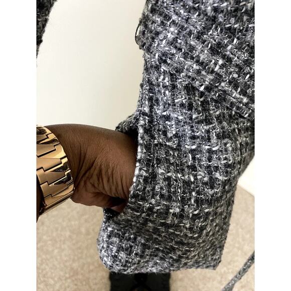 White House Black Market Gray Belted Tweed Jacket - Size 12 (NWOT) - Picture 4 of 5